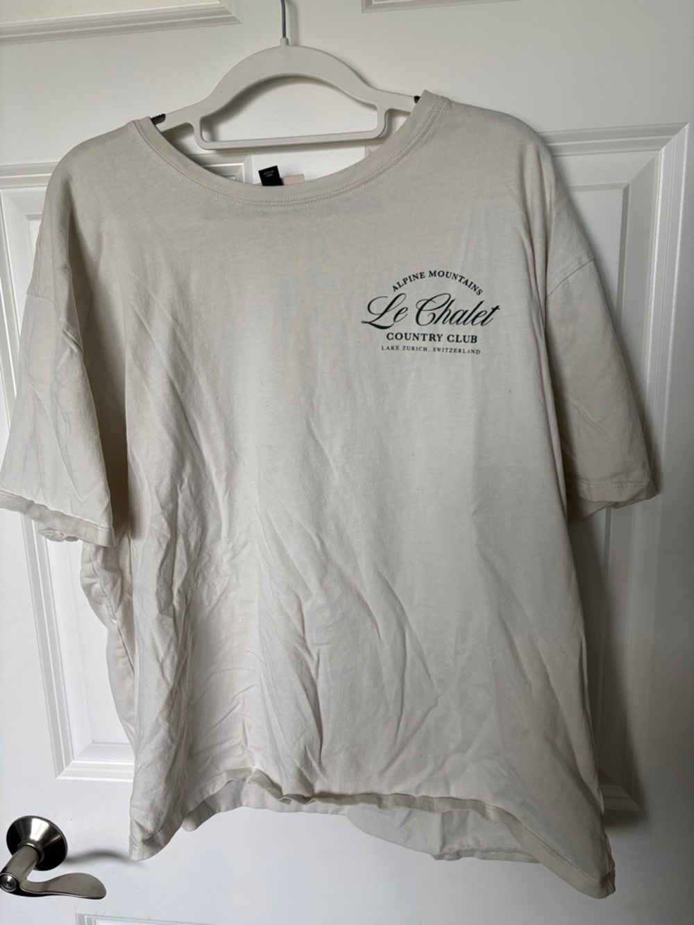Universal Thread TShirt Bundle - Picture 2 of 6